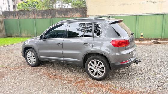 VOLKSWAGEN TIGUAN 2.0 TSI 16V TURBO GASOLINA 4P TIPTRONIC